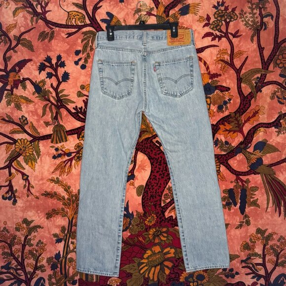 High-Rise Button-Front Straight-Leg Levi 501 - Picture 2 of 4